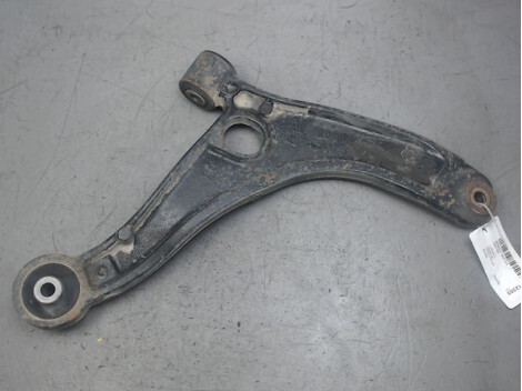 Triangle avant gauche RENAULT MASTER Diesel - 1
