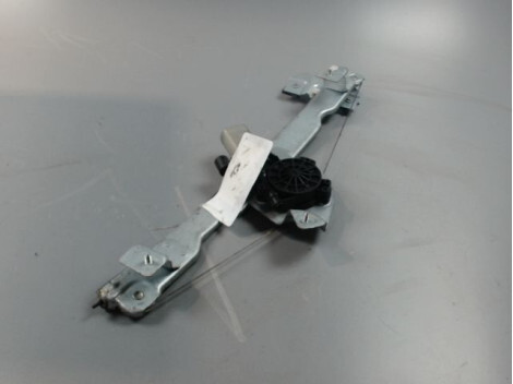 Leve vitre electrique avant gauche DACIA DUSTER 2010- Essence - 1