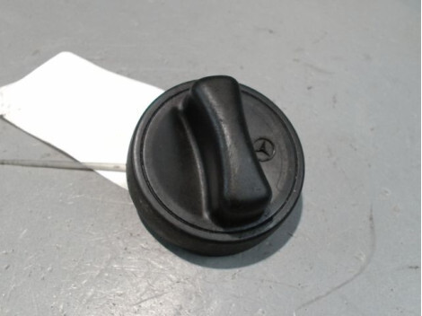 Bouchon de carburant MERCEDES E270 Diesel - 1