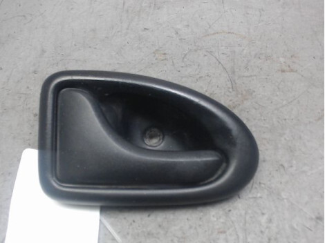 Poignee interieur avant gauche NISSAN INTERSTAR MOYEN L2H2 2003- Diesel - 1