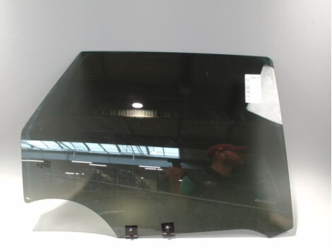 Vitre arriere droit RENAULT CAPTUR Essence - 1