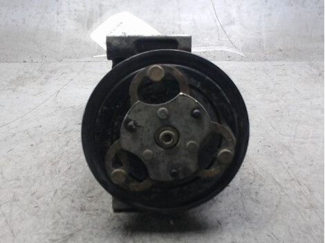 Compresseur clim SUZUKI WAGON-R Essence - 1