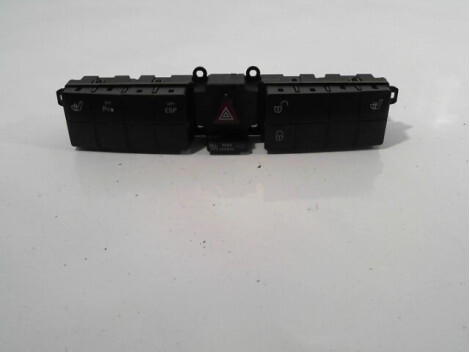 Bouton de warning MERCEDES CLASSE C BREAK 2004- Diesel - 1