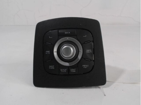 Commande GPS RENAULT SCENIC III 2009- Diesel - 1