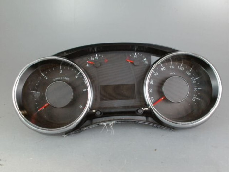 Compteur PEUGEOT 5008 Diesel - 1
