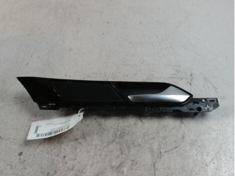Poignee interieur avant droit VOLKSWAGEN PASSAT SW 2005- Diesel - 1