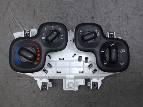 Commande chauffage FIAT PANDA Essence - 1