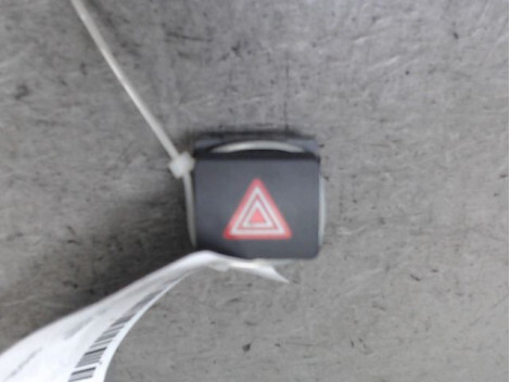 Bouton de warning AUDI A6 Diesel - 1