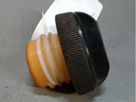 Bouchon de carburant NISSAN MICRA 89-92 Essence - 1