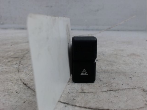 Bouton de warning PEUGEOT 605 -94 Diesel - 1
