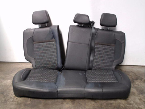 Siege arriere central PEUGEOT 208 Diesel - 1