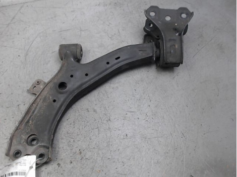 Triangle avant droit HONDA CR-V Diesel - 1