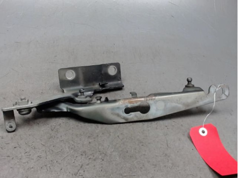 Charniere de capot VOLVO S 60 2 PHASE 1 2.0 D3 - 20V L5 Diesel - 1