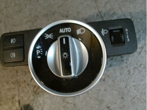 Commande de phare MERCEDES CLASSE B 246 PHASE 1 180 1.8 C Diesel - 1