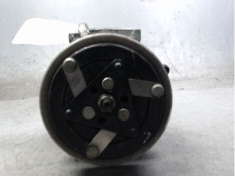 Compresseur clim VOLVO C30 Diesel - 1