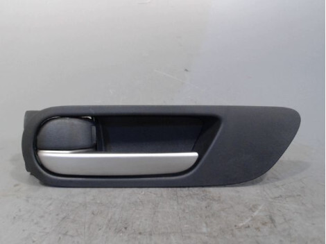 Poignee interieur avant gauche MAZDA 3 5P Essence - 1