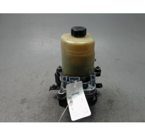 Pompe de direction FORD FOCUS Diesel - 1