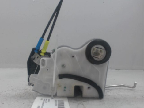 Serrure avant droit SUZUKI CELERIO Essence - 1