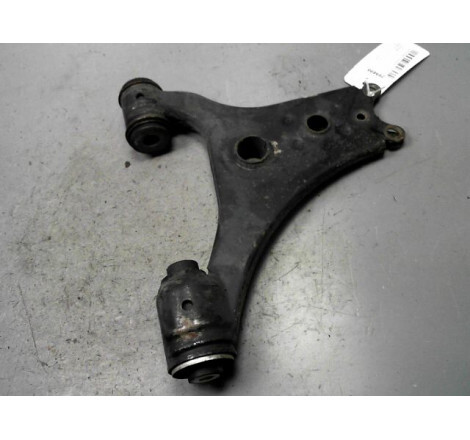 Triangle avant droit MERCEDES CLASSE B Diesel - 1