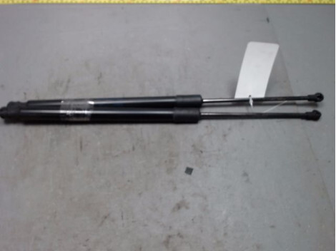 Verin de coffre VOLKSWAGEN GOLF VII Diesel - 1