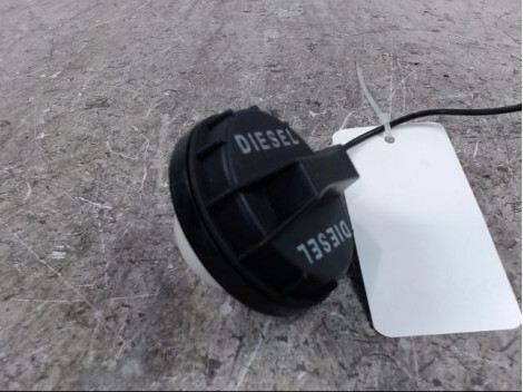 Bouchon de carburant KIA CEE-D Diesel - 1