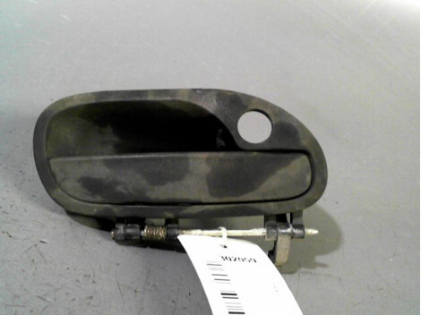 Poignee porte avant droit VOLVO V40 Diesel - 1