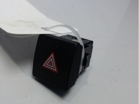 Bouton de warning AUDI Q5 Diesel - 1