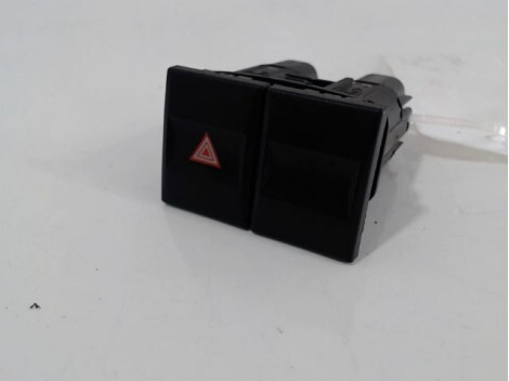 Bouton de warning FORD MONDEO 2000-2007 Essence - 1