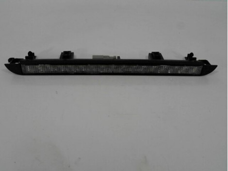 Feu arriere stop central HONDA ACCORD 2001-2002 Essence - 1