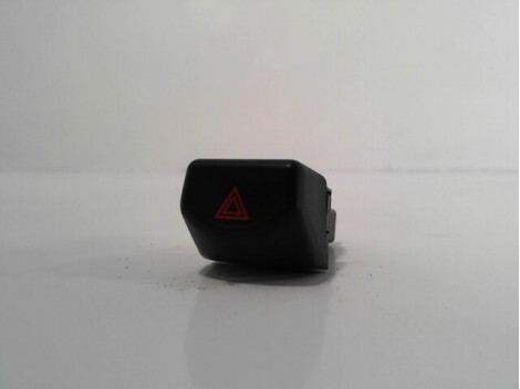 Bouton de warning NISSAN MICRA 2005-2007 Essence - 1