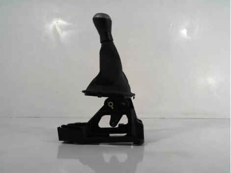 Levier de vitesses TOYOTA AYGO 5P Diesel - 1