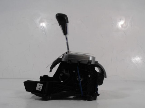 Levier de vitesses TOYOTA YARIS II 2010- Essence - 1