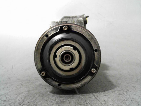 Compresseur clim VOLKSWAGEN POLO Diesel - 1