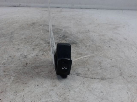 Interrupteur de leve vitre avant droit RENAULT KANGOO 2003-2007 Diesel - 1
