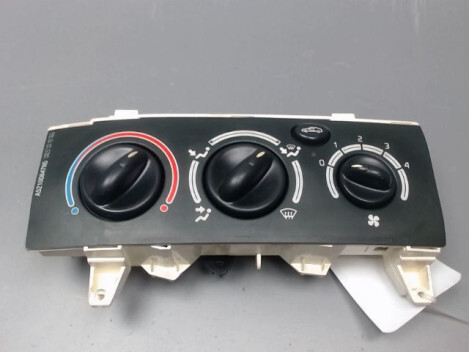 Commande chauffage RENAULT MEGANE I PH1 CLASSIC -99 Essence - 1
