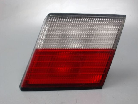 Feu arriere secondaire droit (feux) NISSAN PRIMERA 97-99 Diesel - 1