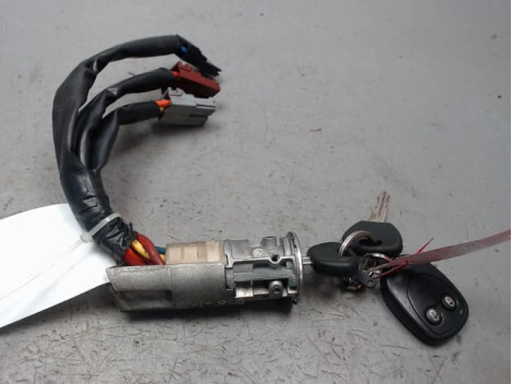 Antivol de direction MICROCAR M.GO Diesel - 1