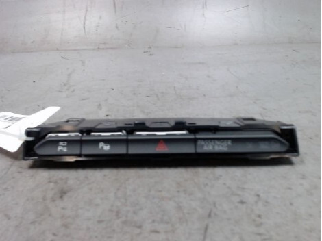 Bouton de warning VOLKSWAGEN ARTEON Diesel - 1