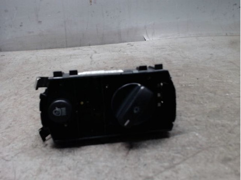 Commande de phare MERCEDES CLS Essence - 1