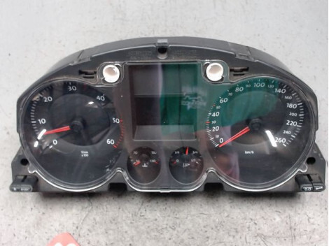Compteur VOLKSWAGEN PASSAT 5 BREAK Diesel PASSAT 5 BREAK DIESEL Diesel - 1