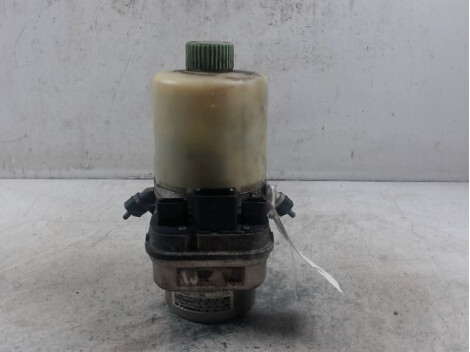 Pompe de direction VOLKSWAGEN POLO 2005- Essence - 1
