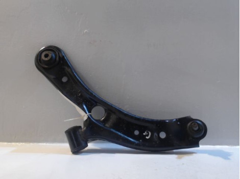 Triangle avant gauche SUZUKI SWIFT Essence - 1