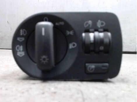 Commande de phare AUDI A3 SPORTBACK Diesel - 1
