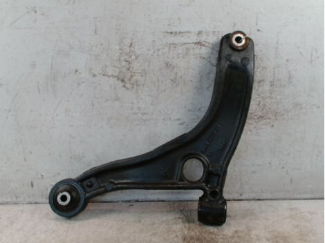 Triangle avant droit RENAULT MASTER Diesel - 1