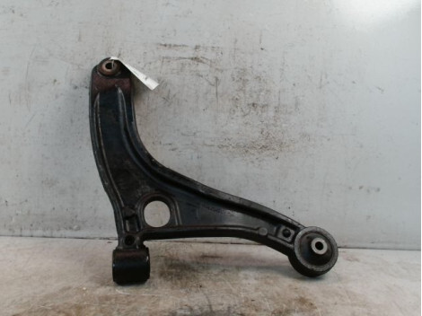 Triangle avant gauche RENAULT MASTER Diesel - 1