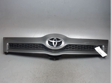 Calandre TOYOTA COROLLA Essence - 1