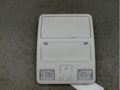 Eclairage de plafonnier FORD FOCUS Essence - 1