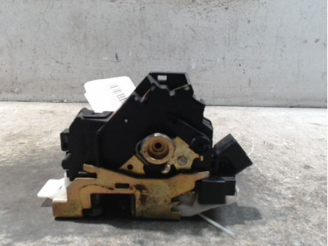 Serrure arriere gauche FORD MONDEO 2000-2007 Essence - 1