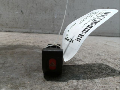 Bouton de warning OPEL CORSA 93-97 Essence - 1