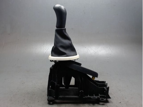 Levier de vitesses RENAULT TWINGO Essence - 1